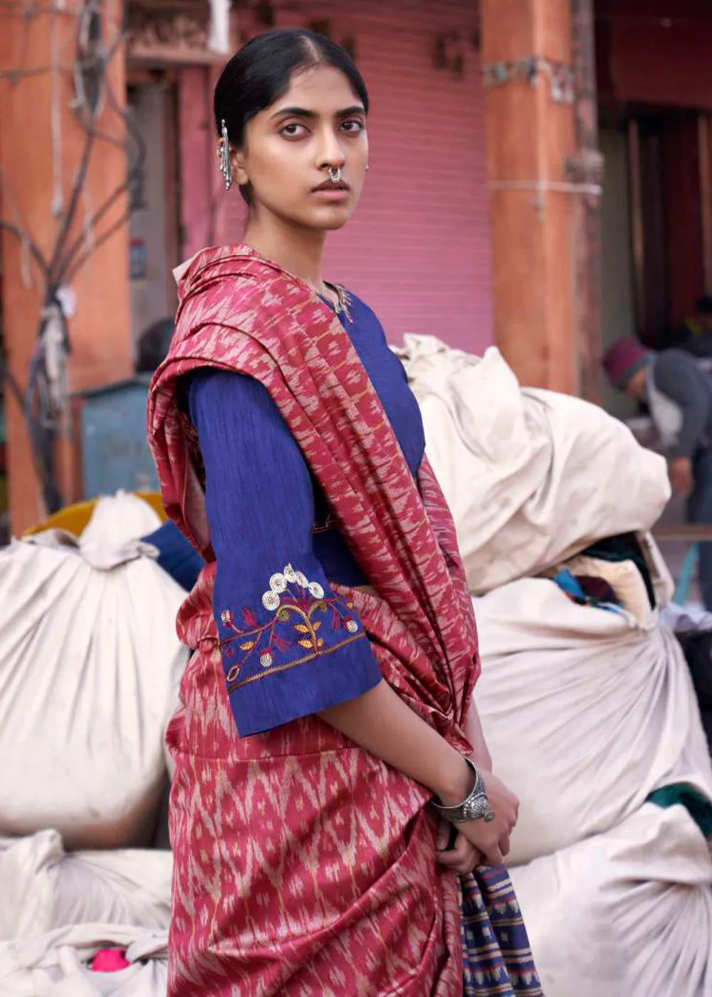 Blush Red Ikkat Silk Saree with Stunning Designer Embroidery Blouse