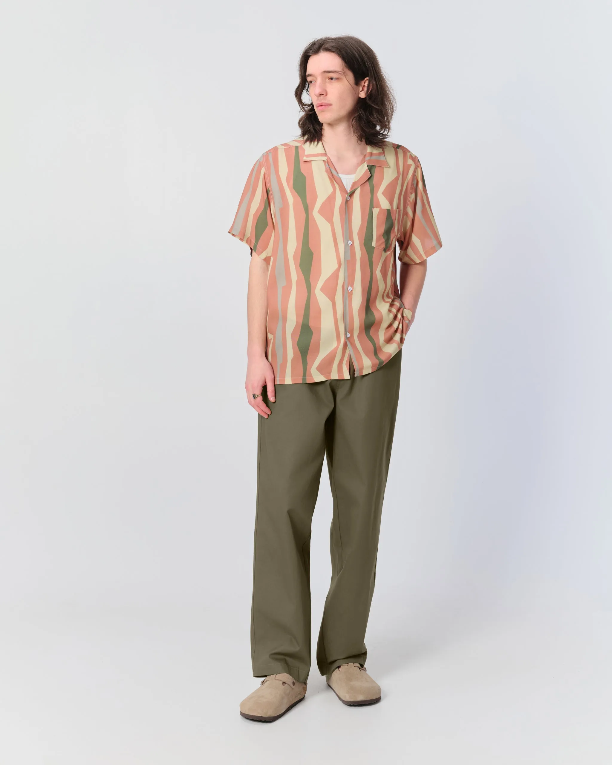 Olive Herringbone Leisure Pant